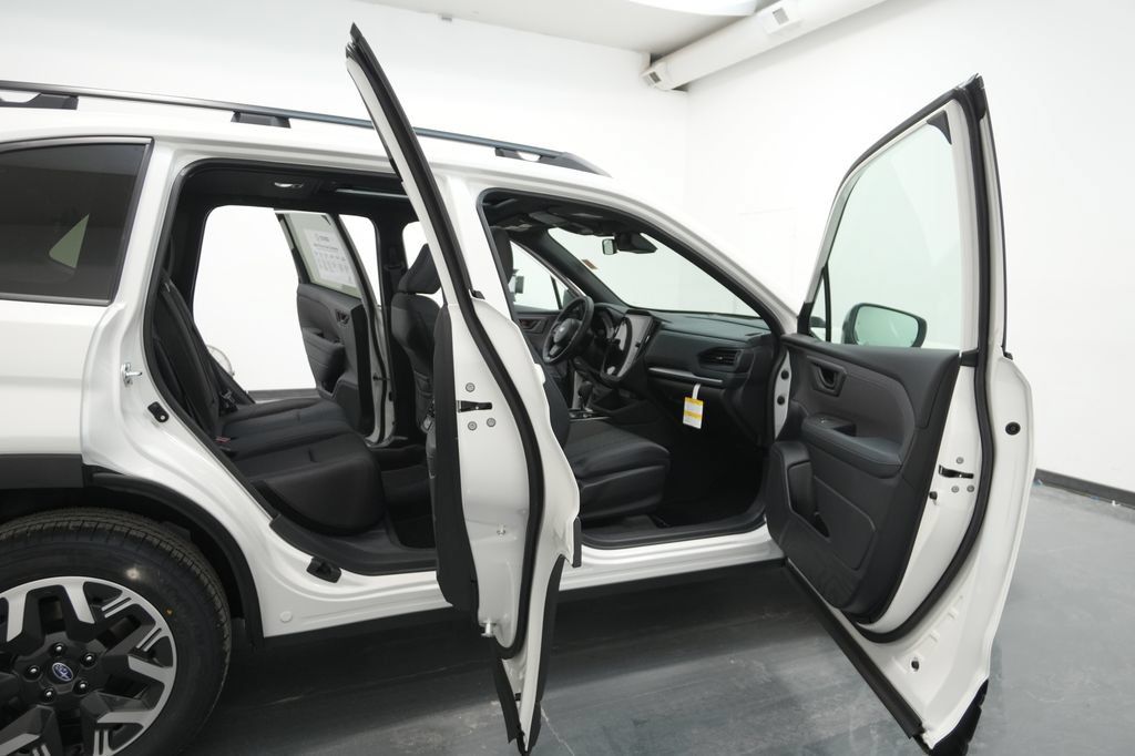 Used 2026 Subaru Forester Premium AWD/4WD image 32
