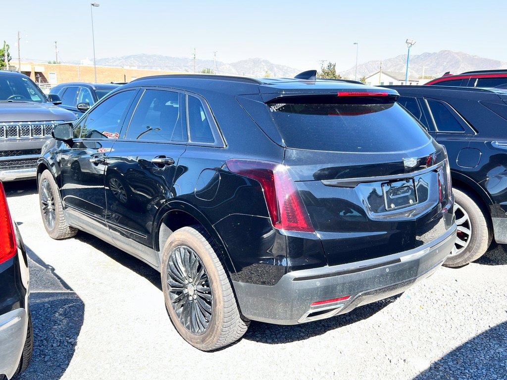 Used 2017 Cadillac XT5 Platinum AWD/4WD image 5