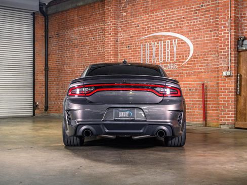 Used 2020 Dodge Charger SRT Hellcat w/ Harman/Kardon Audio Group RWD image 6