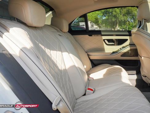 Used 2021 Mercedes-Benz S 580 4MATIC Sedan image 38