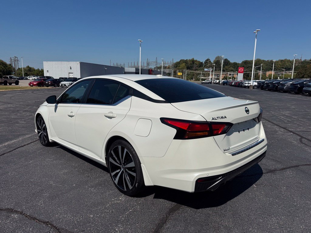 Certified 2021 Nissan Altima 2.5 SR FWD image 6