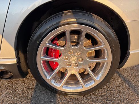 Used 2004 Dodge Viper SRT-10 image 4