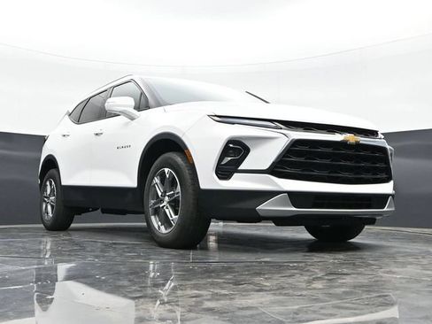 Used 2024 Chevrolet Blazer LT w/ LPO, Floor Liner Package FWD image 37