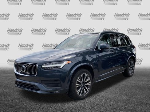 Used 2020 Volvo XC90 T5 Momentum w/ Protection Package Premier FWD image 5