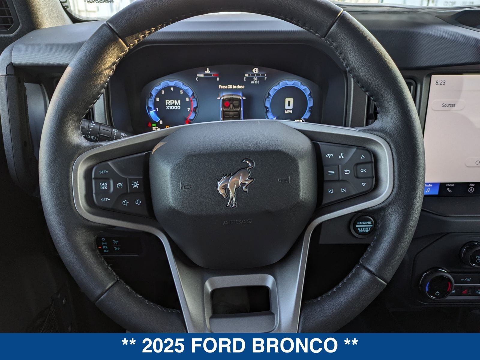 Used 2025 Ford Bronco Badlands AWD/4WD image 49