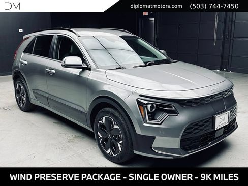 Used 2023 Kia Niro Wind w/ Wind Preserve Package FWD image 7