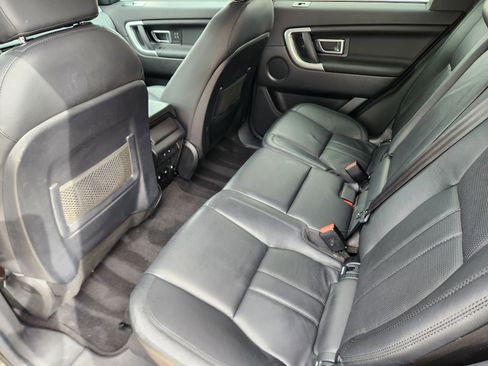 Used 2016 Land Rover Discovery Sport HSE image 30