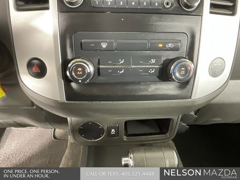 Used 2014 Nissan Frontier SV image 31