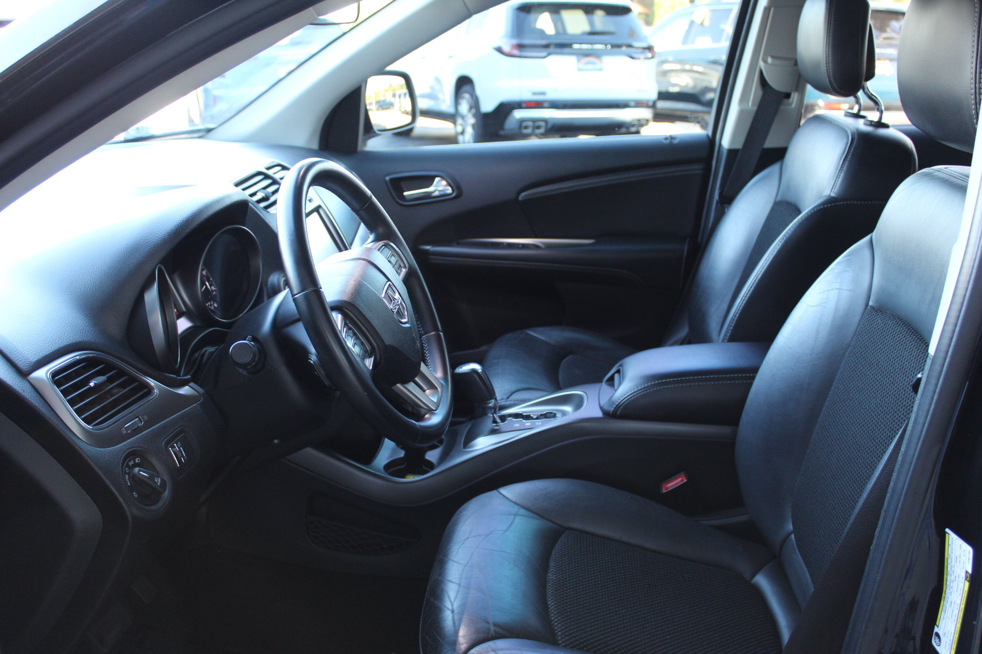 Used 2018 Dodge Journey Crossroad AWD/4WD image 12
