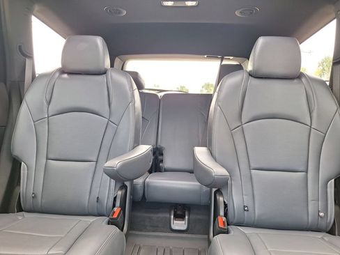 Used 2023 Buick Enclave Essence w/ Experience Buick Package FWD image 28