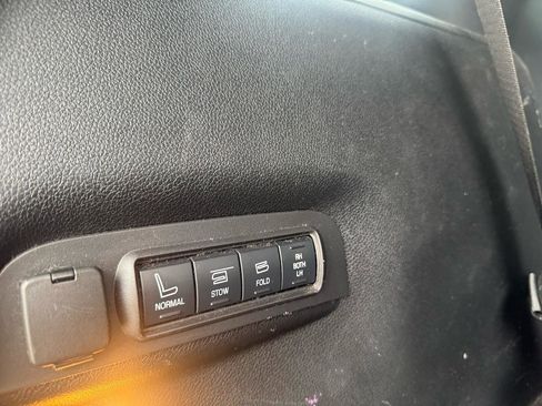 Used 2017 Ford Explorer Limited w/ Equipment Group 301A FWD image 69