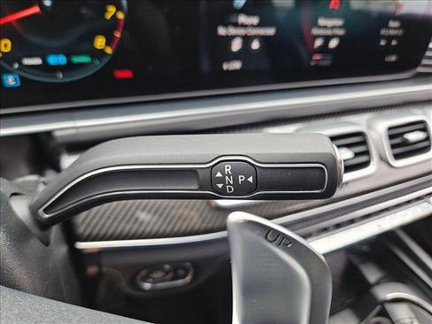 Used 2022 Mercedes-Benz GLE 63 AMG S image 10