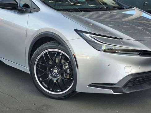 Used 2024 Toyota Prius LE image 3