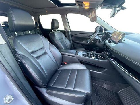 Used 2024 Nissan Rogue SL w/ SL Premium Package FWD image 25
