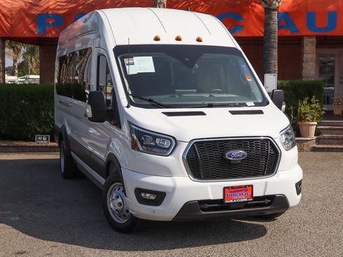 Used 2023 Ford Transit 350 XLT RWD image 2