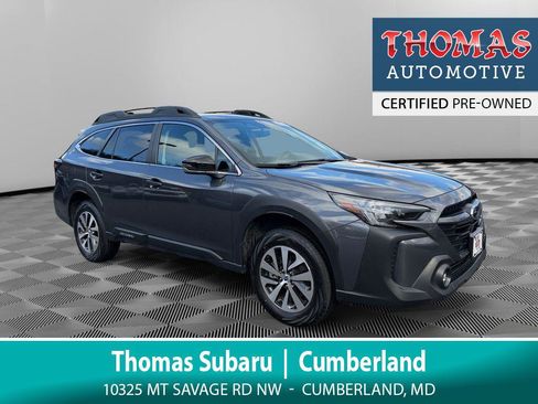 Used 2025 Subaru Outback Premium image 1