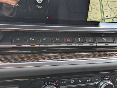 New 2026 GMC Sierra 1500 SLE image 39