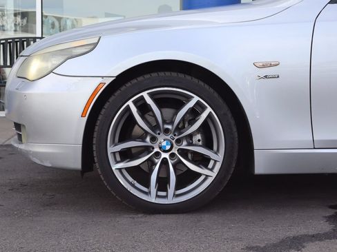 Used 2010 BMW 535i xDrive Wagon AWD/4WD image 28