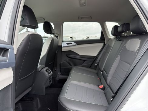New 2026 Volkswagen Taos SE FWD image 13
