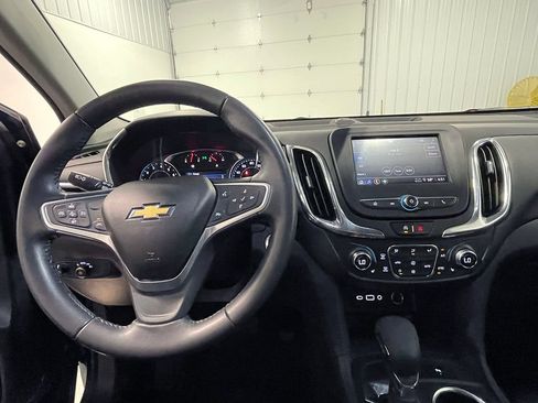 Used 2022 Chevrolet Equinox LT FWD image 36