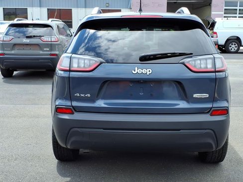 Used 2020 Jeep Cherokee Latitude AWD/4WD image 6