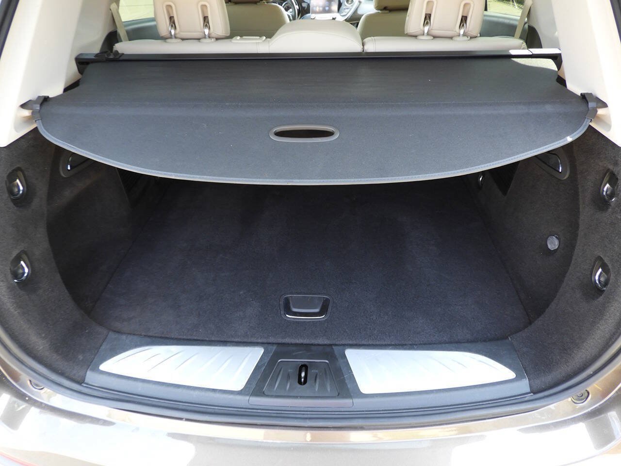 Used 2019 Buick Envision Essence AWD/4WD image 27