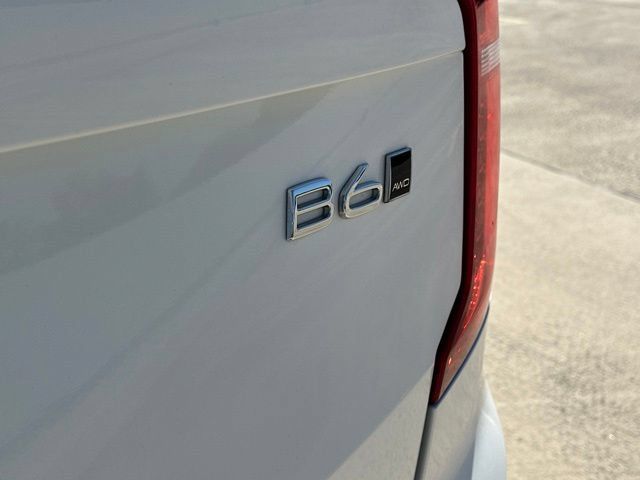 Certified 2023 Volvo XC90 B6 Ultimate w/ Protection Package AWD/4WD image 40
