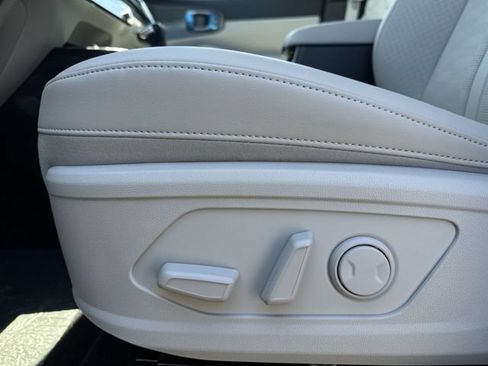 New 2026 Kia Sorento S AWD/4WD image 15