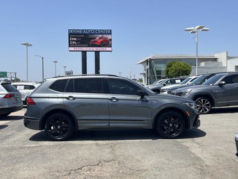 Certified 2023 Volkswagen Tiguan SE R-Line FWD image 28