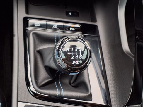 Used 2025 Hyundai Elantra N image 13