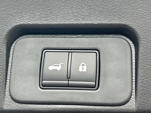 New 2026 Nissan Rogue SV AWD/4WD image 13