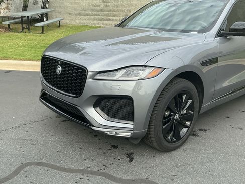 Used 2026 Jaguar F-PACE R-Dynamic S AWD/4WD image 11