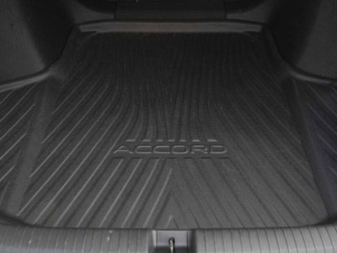 Used 2024 Honda Accord EX image 27