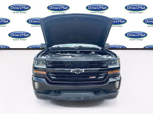 Used 2018 Chevrolet Silverado 1500 LT w/ Midnight Edition AWD/4WD image 31