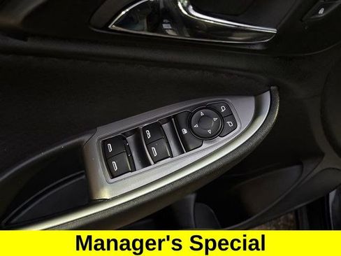 Used 2024 Chevrolet Malibu LT image 14