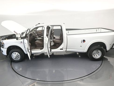 New 2025 RAM 3500 Longhorn w/ Max Tow Package image 78