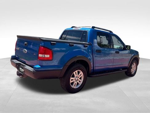 Used 2010 Ford Explorer Sport Trac XLT AWD/4WD image 7