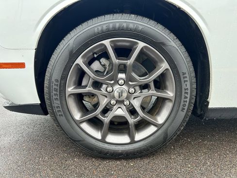 Certified 2018 Dodge Challenger GT image 10