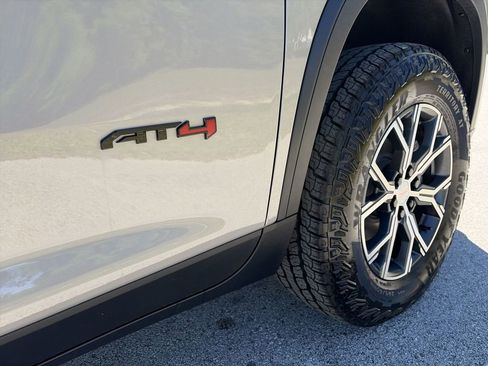 New 2026 GMC Acadia AT4 AWD/4WD image 41