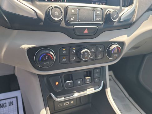 Used 2020 GMC Terrain SLE w/ Driver Convenience Package FWD image 20