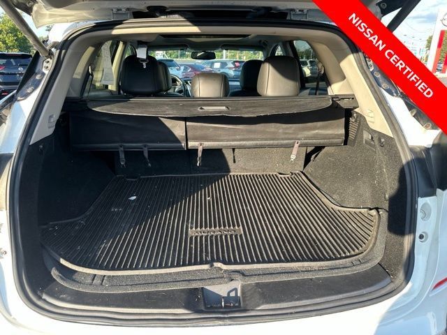 Certified 2018 Nissan Murano Platinum w/ Cargo Package AWD/4WD image 13