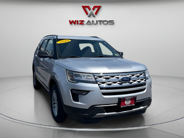 Used 2019 Ford Explorer XLT AWD/4WD image 7