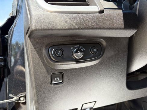 Used 2020 GMC Terrain SLT w/ Preferred Package AWD/4WD image 10