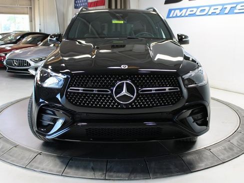 Used 2024 Mercedes-Benz GLE 450 4MATIC w/ AMG Line Exterior image 3