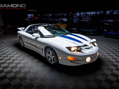 Used 1998 Pontiac Firebird Formula w/ Security Pkg image 3