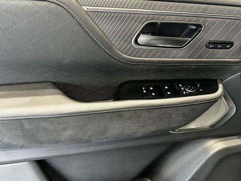 Certified 2025 INFINITI QX80 Autograph image 15