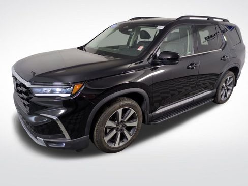 Used 2024 Honda Pilot Elite image 1