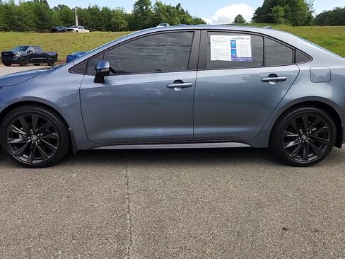 Used 2024 Toyota Corolla XSE FWD image 11