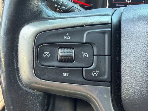 Used 2019 Chevrolet Silverado 1500 LT Trail Boss AWD/4WD image 19