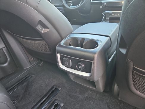 New 2026 Kia Carnival SX FWD image 23